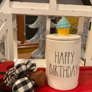 Rae Dunn Happy Birthday candle